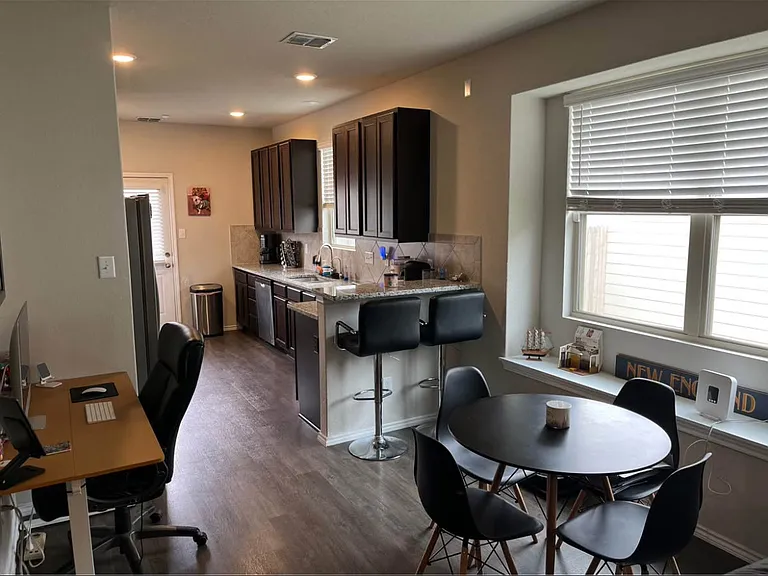 9422 Graze Br — Photo 16