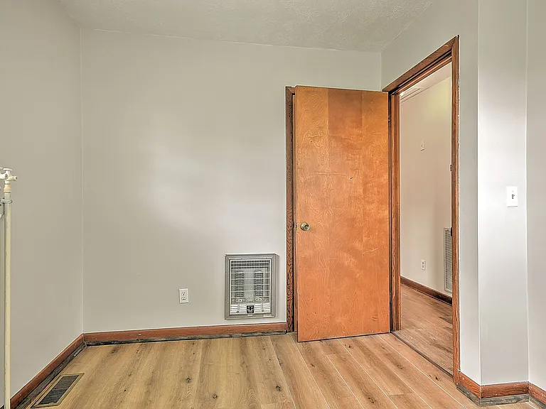 945 Bishop Loop — Photo 11
