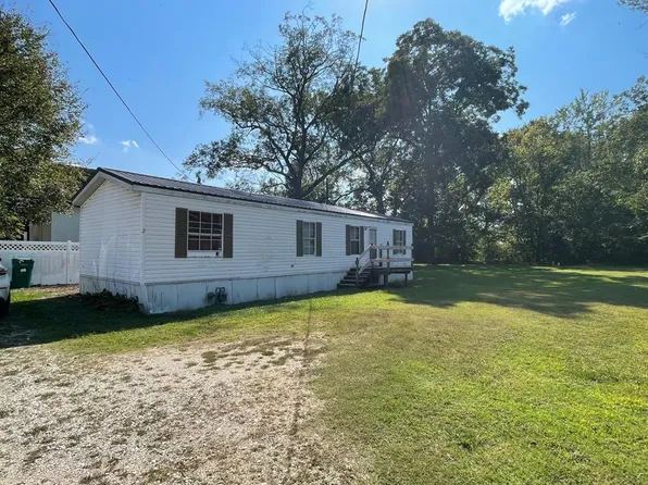 125 Jordan Ave, Huntingdon, TN 38344