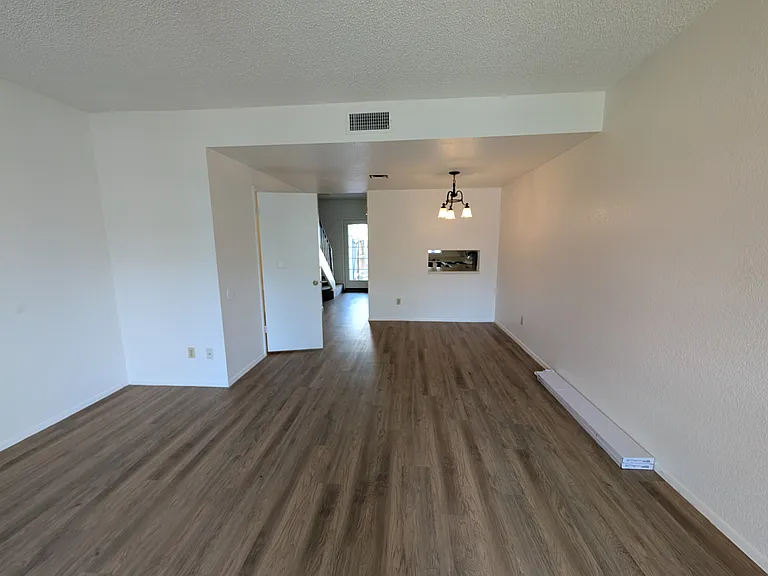 7801 N 44th Dr #1028 — Photo 5