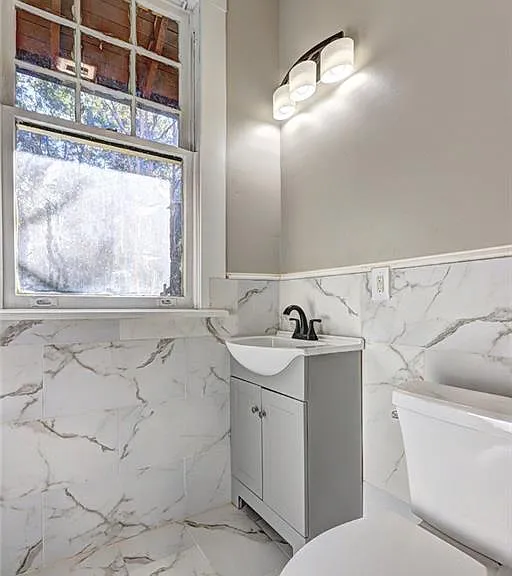 2733 Hillcrest Ave — Photo 33