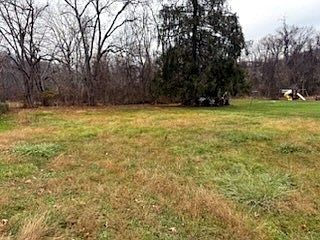 2nd image of 329 Vernon Dr