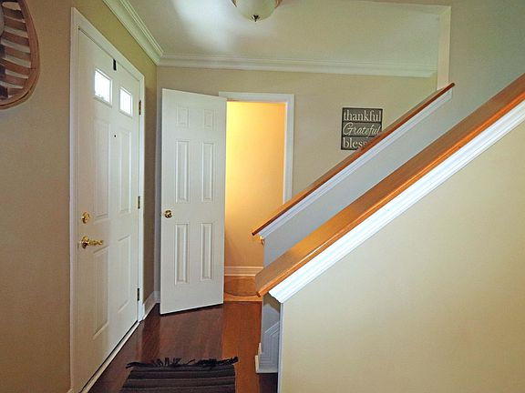5th image of 2043 Shetland St