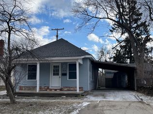 816 13th St, Port Huron, MI