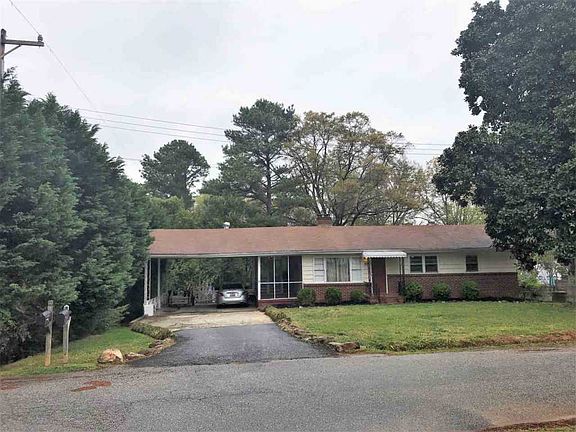 3rd image of 180 E Lanford St