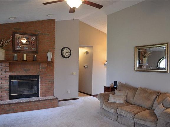 3rd image of 3830 Cassandra Dr