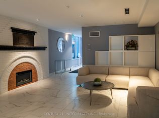 475 George St N #402, Peterborough, ON K9H 0J4