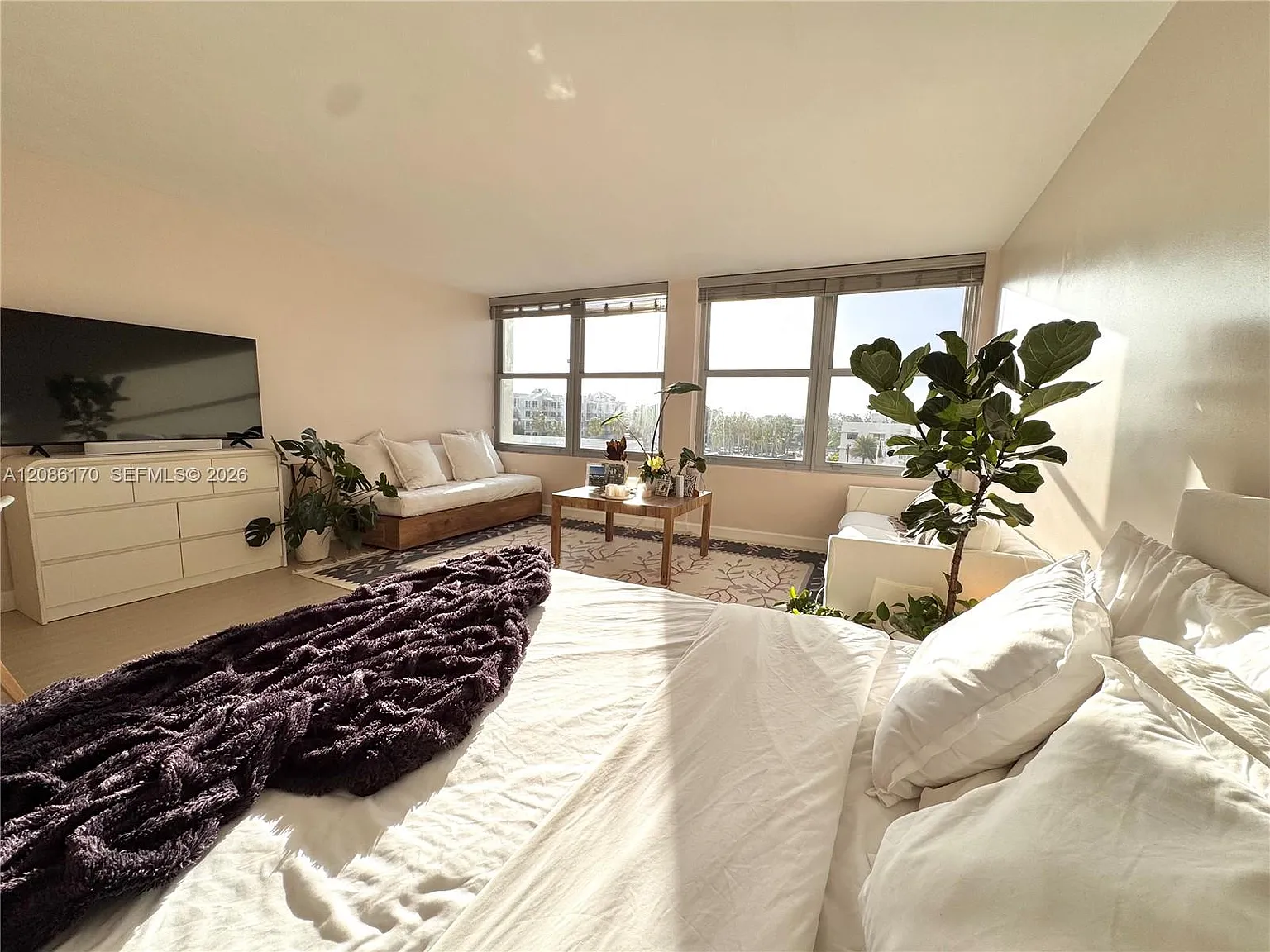 Triton Tower Condo — Photo 2