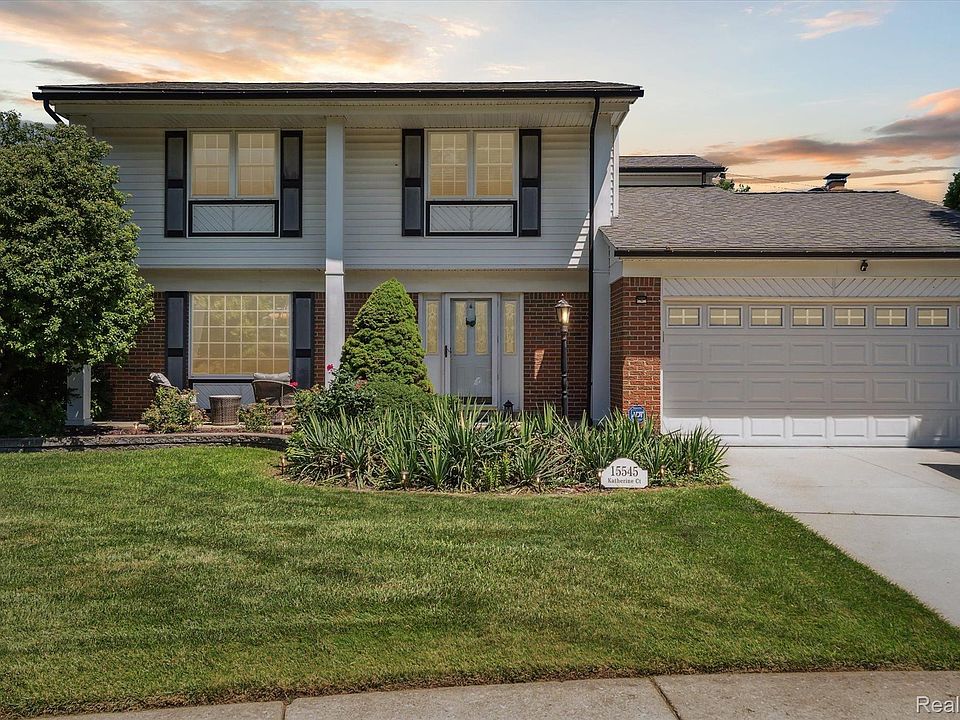 1st image of 15545 Katherine Ct