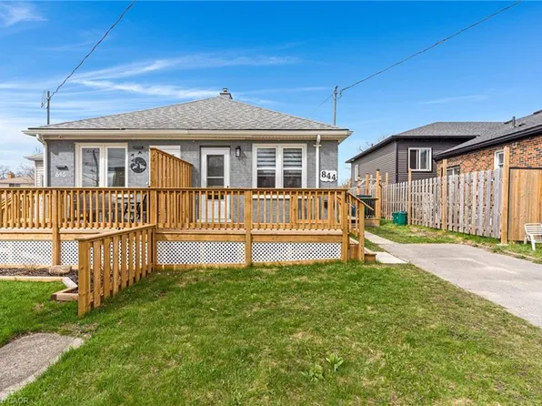 844 Stirling Ave S, Kitchener, ON N2M 3K3