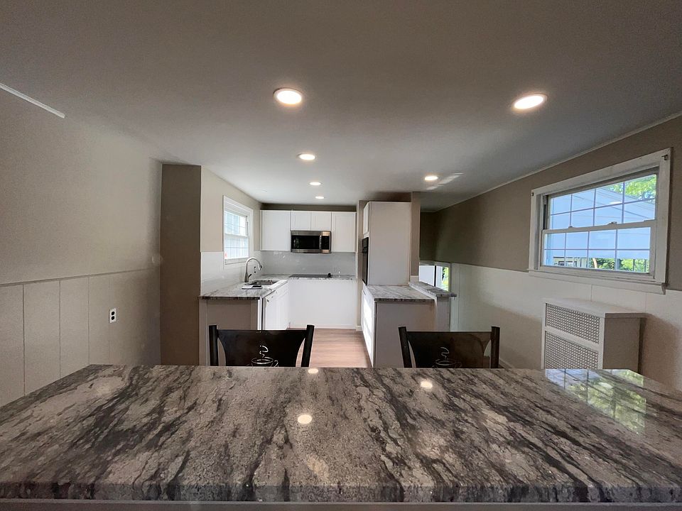 14958 Sumner, Redford, MI 48239 | Zillow