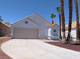 105 Dawn Isle Dr, Las Vegas, NV 89145
