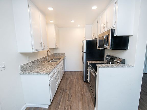 2nd image of 4070 Kansas St APT 201