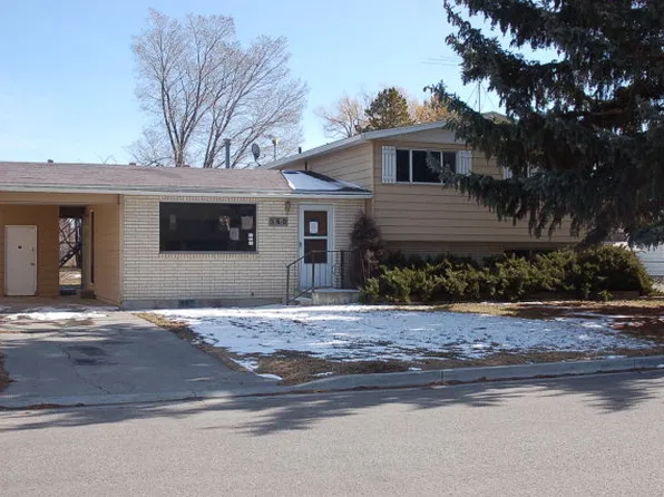 560 Lena Ln, Blackfoot, ID 83221