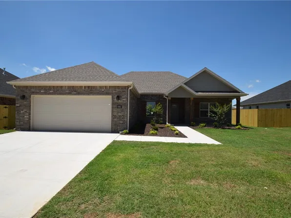 941 Arden St, Tontitown, AR 72762