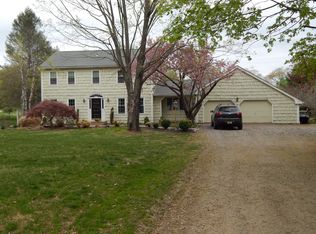 10 Tamarack Farm Ln, Tewksbury Twp, NJ 07830