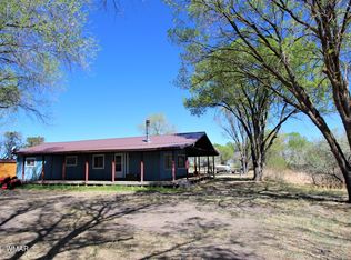 328 N Papago St, Springerville, AZ 85938