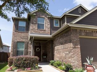 109 Chickadee Ln, Leander, TX 78641