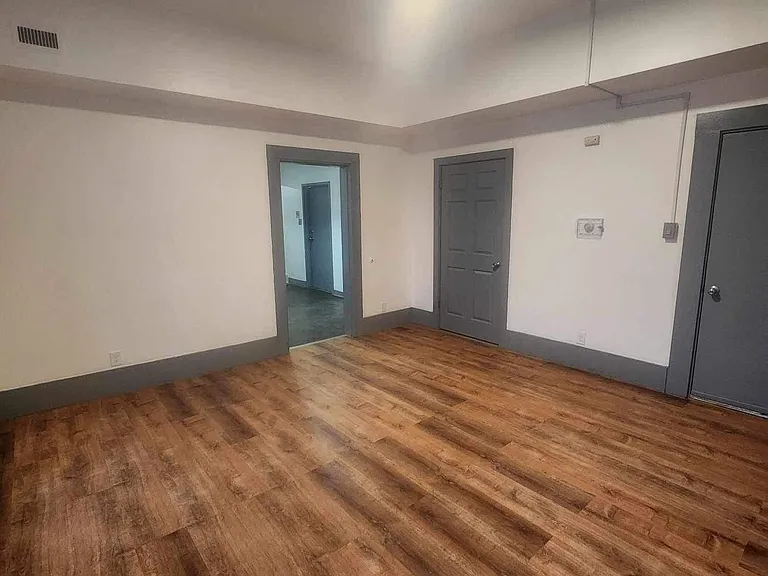 135 Central Ave #4 — Photo 14