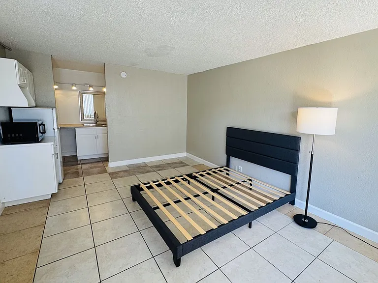 7900 S Orange Blossom Trl #1010 — Photo 5