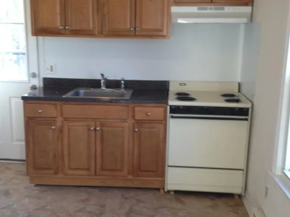 47 W Barber Ave #B, Woodbury, NJ 08096