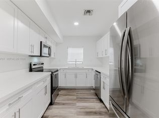 1447 NW 101st St, Miami, FL 33147