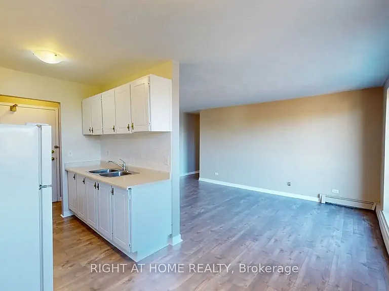 125 Forest Ave #805 — Photo 5