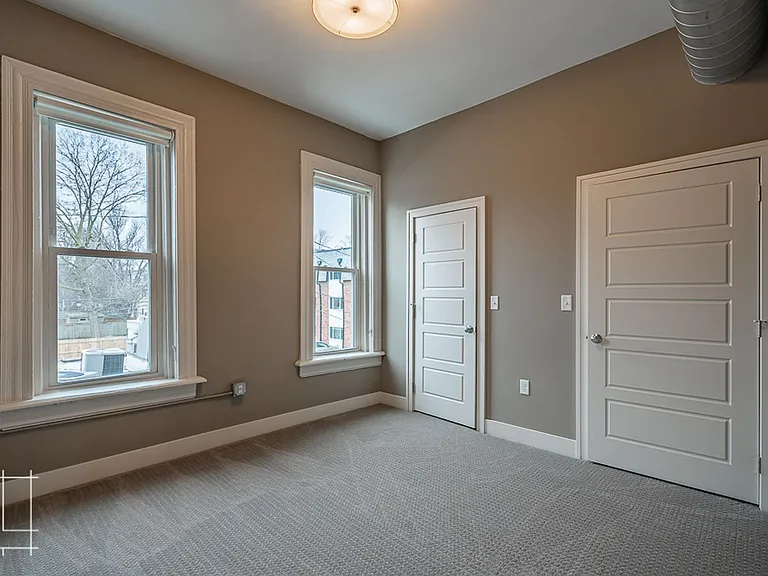 245 King Ave — Photo 27