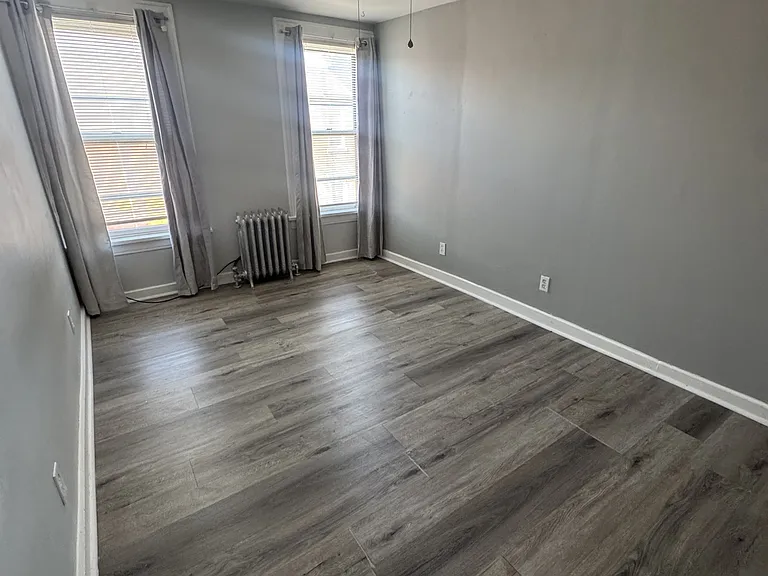205 Lake Ave #8 — Photo 2