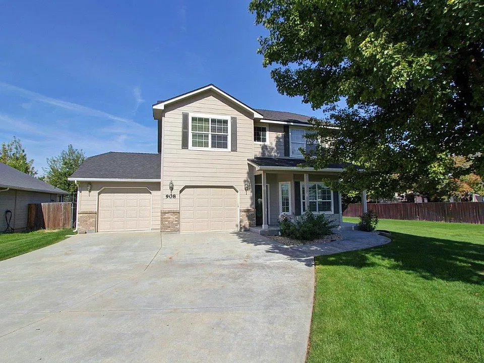 908 Windsong Ct