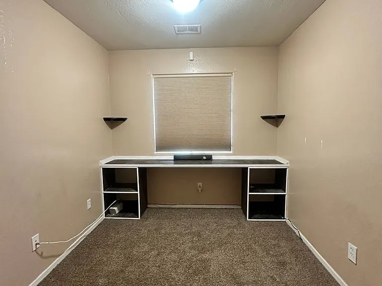 1253 Monterey Ave — Photo 18