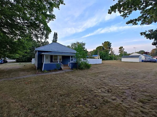 301 E Angel Ave, Barryton, MI 49305