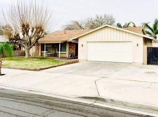 9658 Sycamore Ave, Fontana, CA 92335