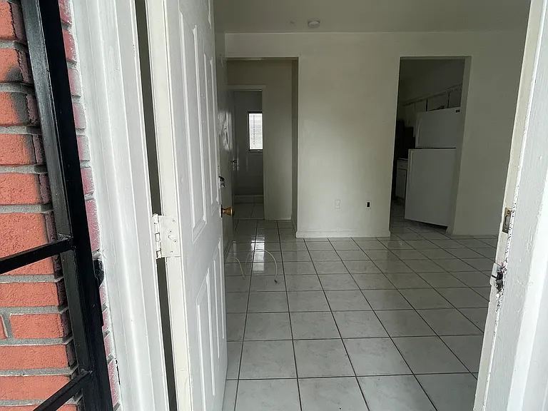 4465 W Flagler St #4 — Photo 7