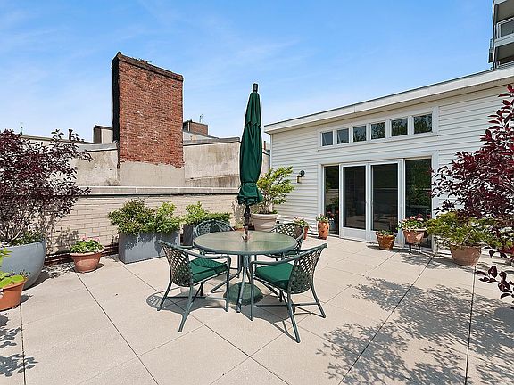 4th image of 2 5th Ave APT 55