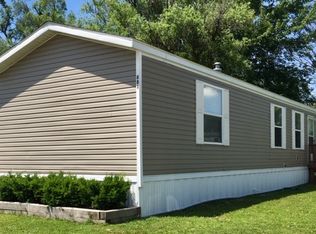 881 Old Farm NW, Grand Rapids, MI