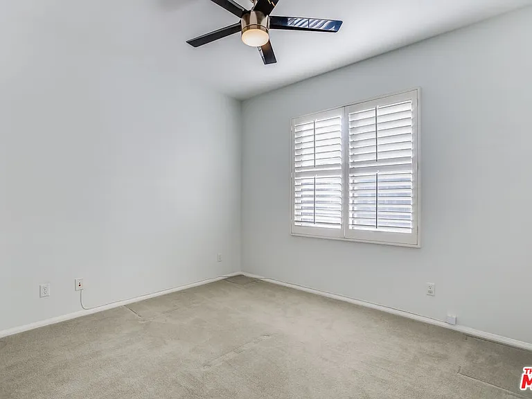 24040 Dandelion Ln — Photo 31
