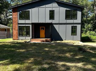 1871 Iona Dr, Atlanta, GA