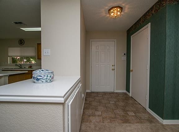 4th image of 2156 Glenhaven Dr