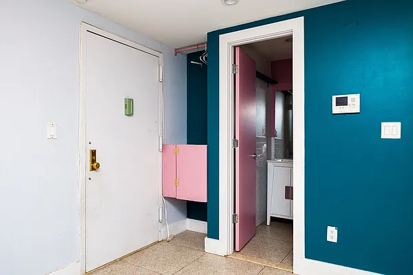 Rented by Nooklyn NYC LLC | media 34