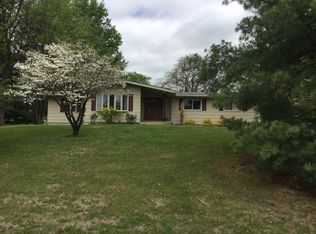 702 Reynolds St, Fayette, MO 65248