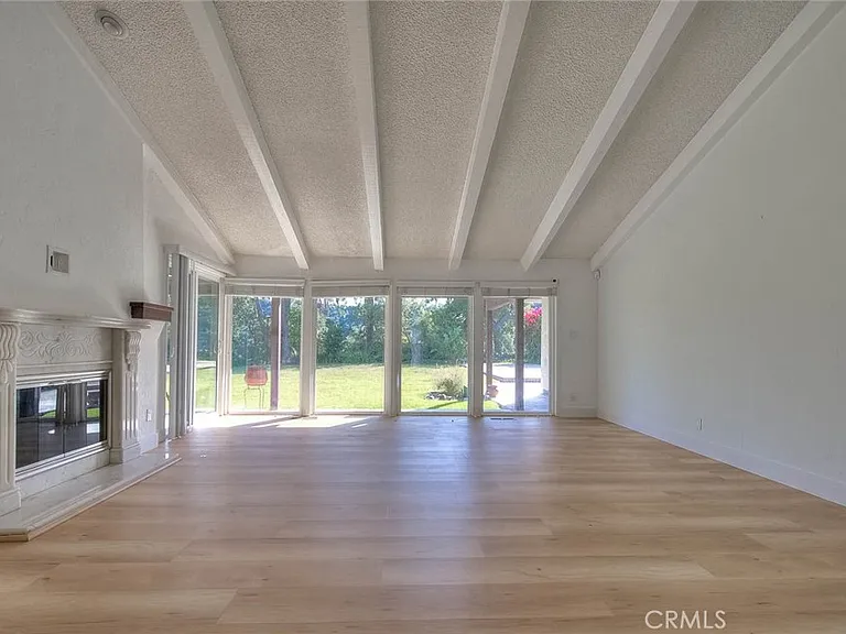 16612 Park Lane Cir — Photo 6