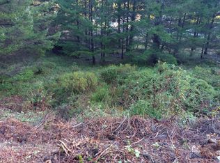 233 Redwood Rd, Whitethorn, CA 95589