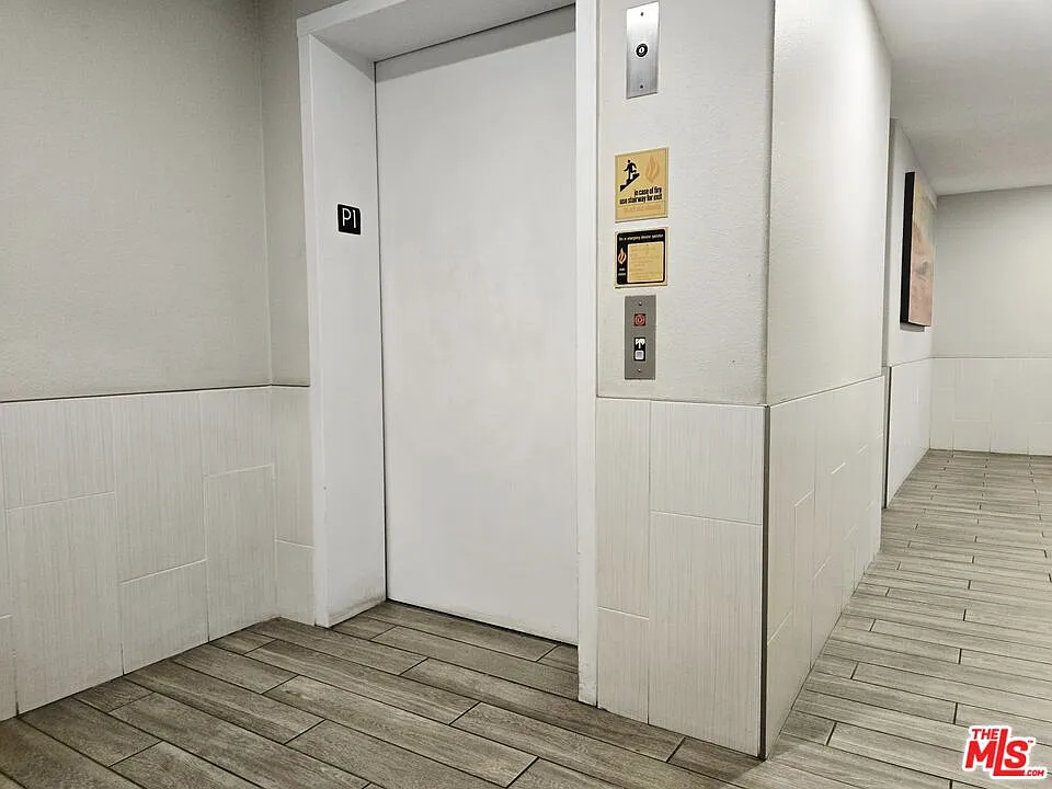 2 bed, 2.0 bath, 1195 sqft, $3,200 — Photo 4