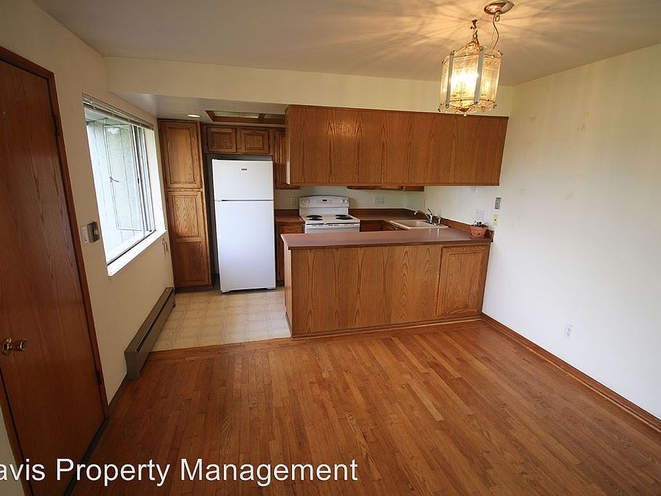 1st image of 3816 13th Ave W APT 1