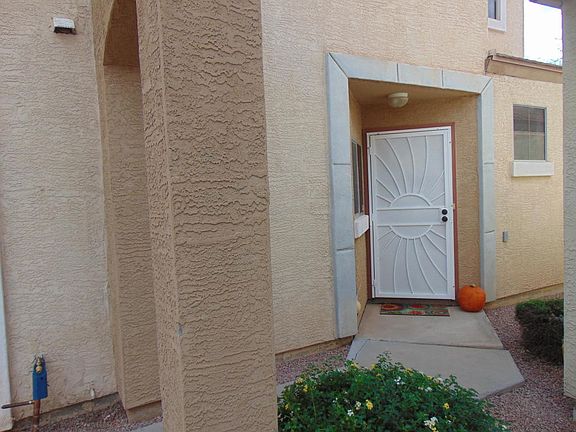 2nd image of 1551 E Betsy Ln Unit E