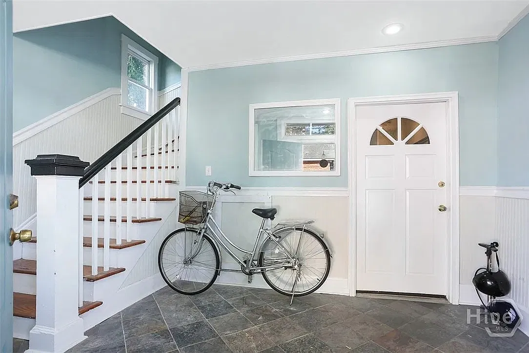 4 bed, 1800 sqft, $2,400 — Photo 4