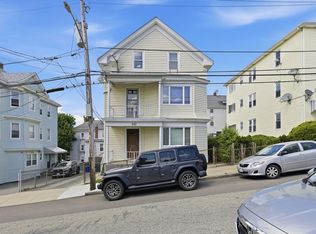 442 Hope St, Fall River, MA 02721
