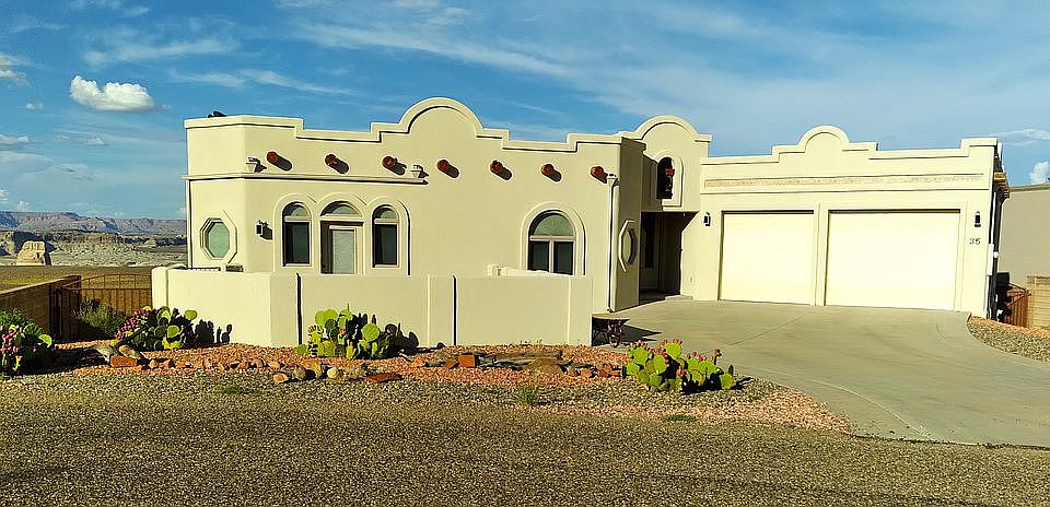 1st image of 35 Grand Circle Dr