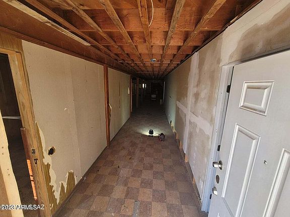 3rd image of 234 W PINKLEY Avenue